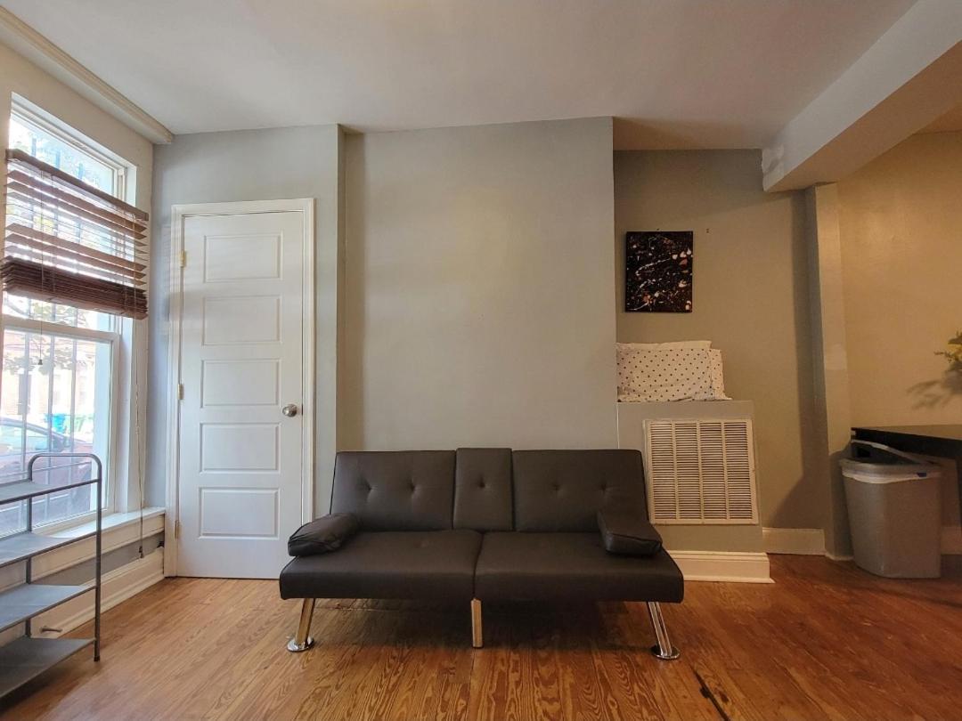 Budget Bed Room Near Downtown Inner Harbor W Free Parking 볼티모어 외부 사진